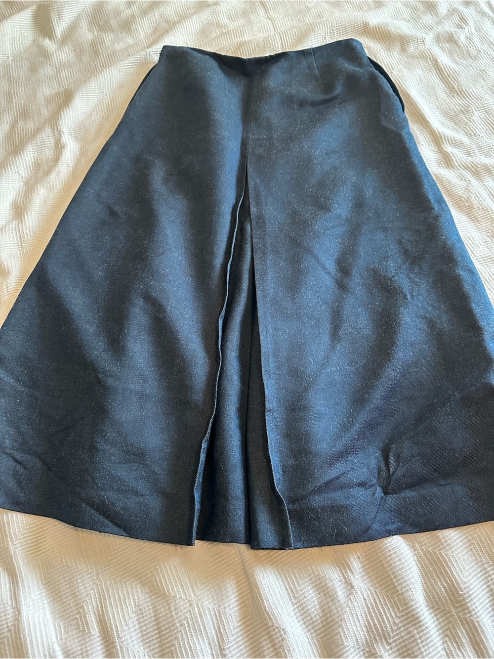 Marc Jacobs Navy Midi A-Line Skirt with Center Front Pleat - Picture 8 of 8